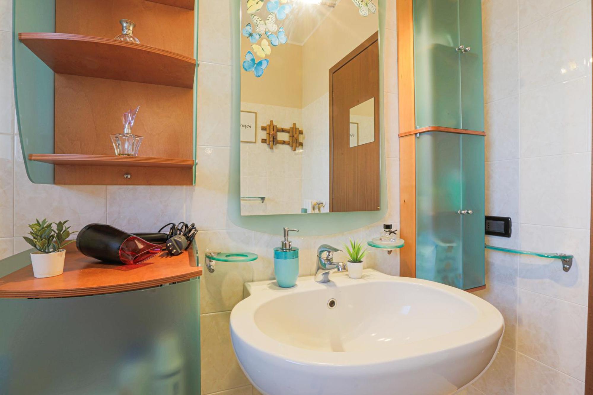 Homestay Matrimoniale Sud Milano, Bagno Privato Opera